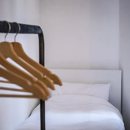 Ruhiges Altbau-juwel Im Zentrum, 2 Schlafzimmer Fuer 4 Gaeste Апартаменты Магдебург