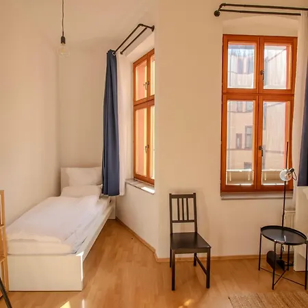 Grosszuegiges Altbau-apartment - 2 Schlafzimmer - Hasselbachplatz Appartamento *