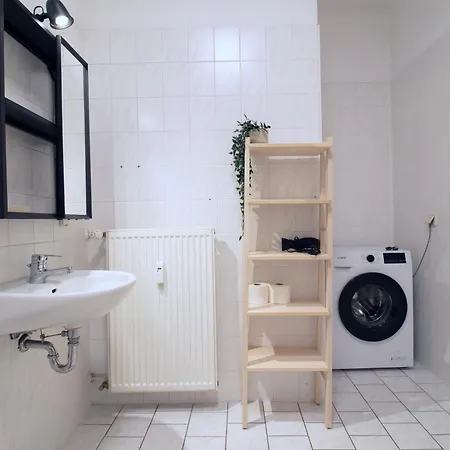 Ruhiges Altbau-juwel Im Zentrum, 2 Schlafzimmer Fuer 4 Gaeste Апартаменты Магдебург